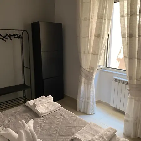 Dimora Melania Apartman Nápoly